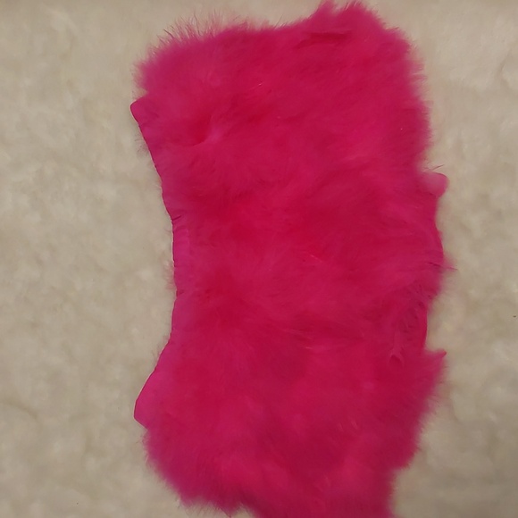 Pink feather party shorts (looks like a skirt!) - Picture 1 of 5